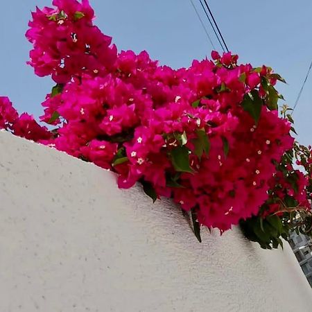 Ona Apartament Sarandë Esterno foto